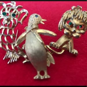 Three green eyed cuties...vintage un-signed pins